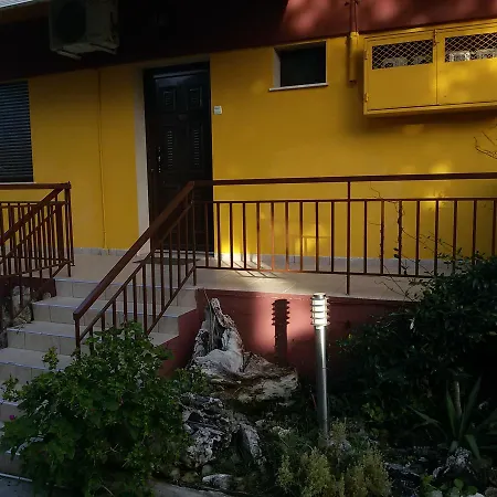 Villa Maria Apartments Polychrono Exterior photo